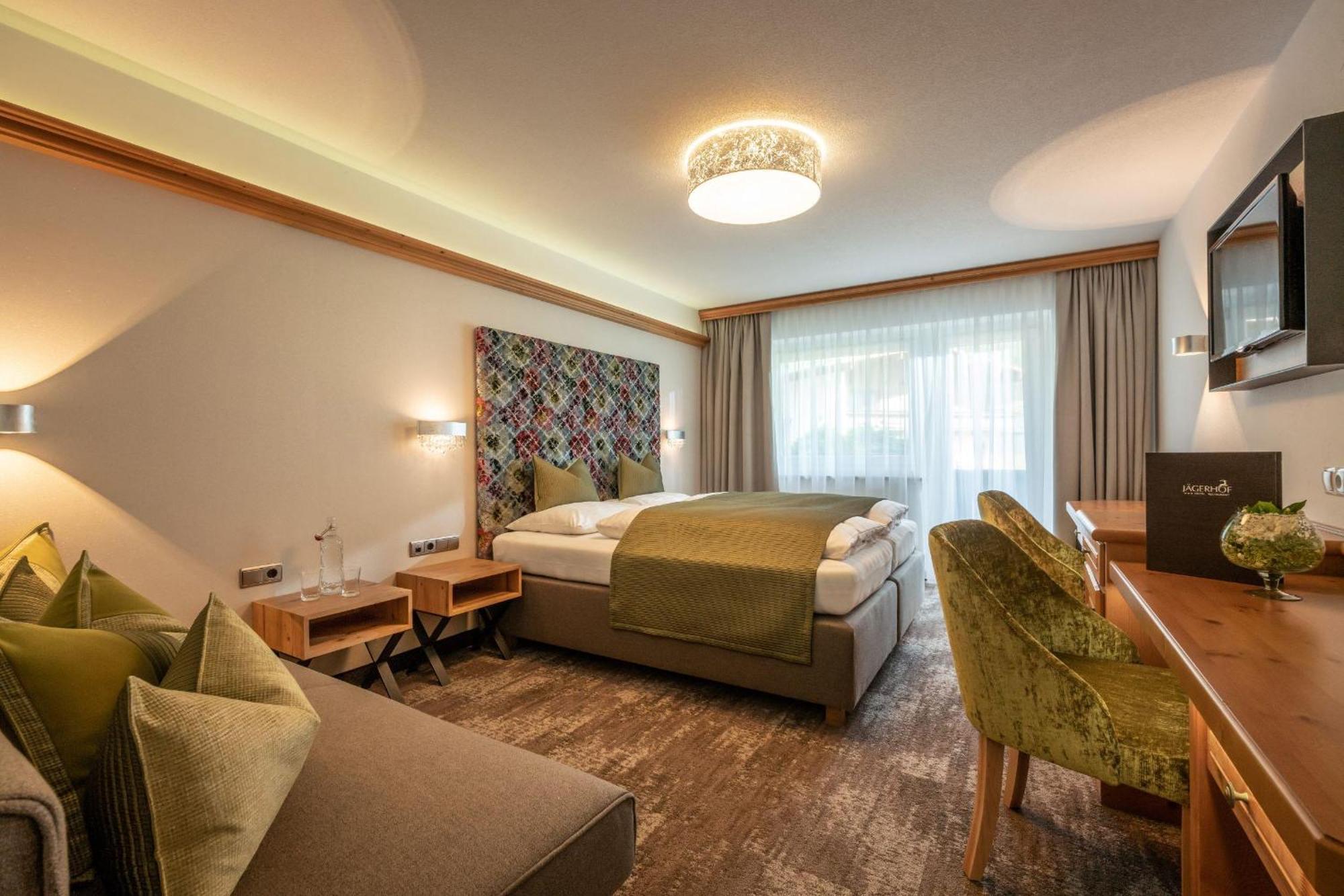 Hotel Jaegerhof Mayrhofen Exteriör bild